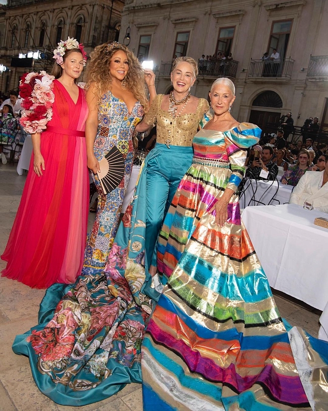 Дрю Бэрримор, Мэрайя Кэри, Шерон Стоун и Хелен Миррен на показе Dolce & Gabbana. Фото: @mariahcarey фото № 3