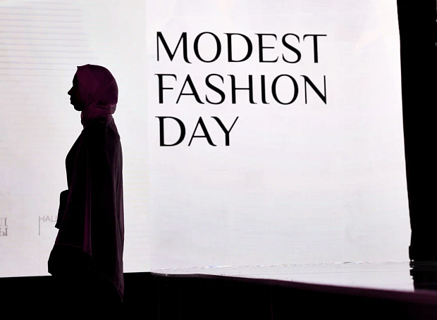 Дизайнеры из России, Индонезии, Казахстана и Сенегала приняли участие в показах Modest Fashion Day в Казани