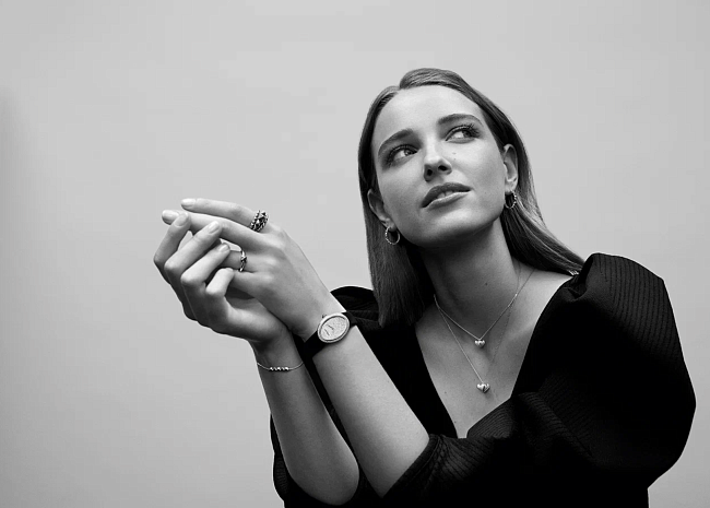 Fashion-дайджест: премьерная капсула обуви ASKENT, подиумная коллекция COIS и другие новости фото № 2
