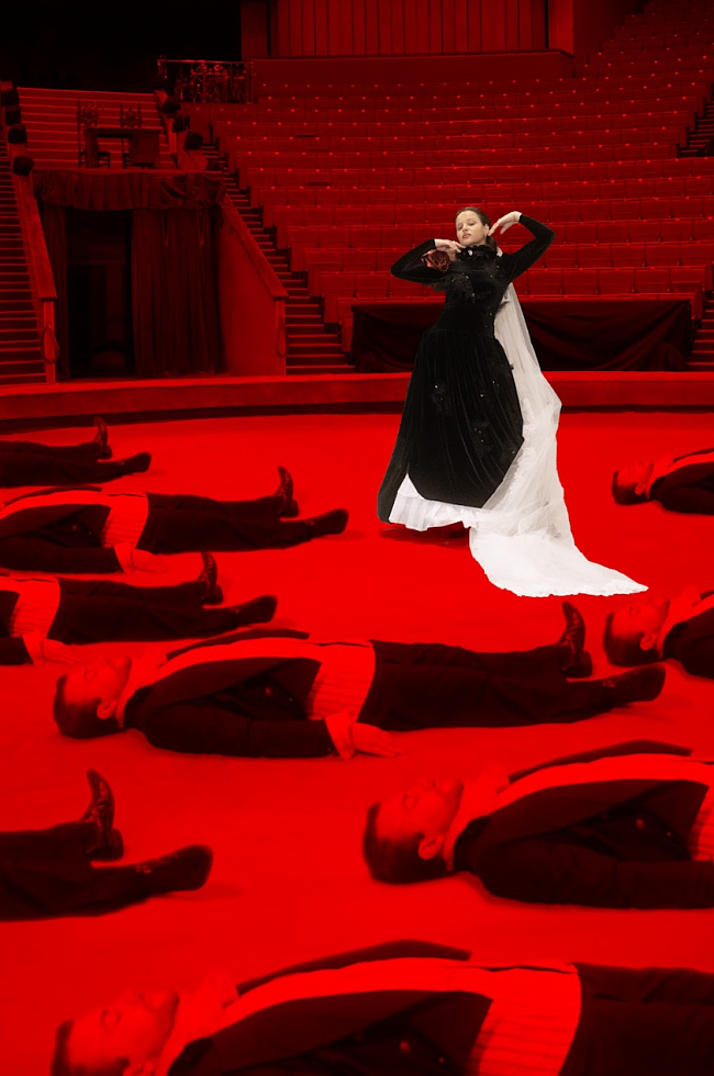 День всех влюбленных под куполом цирка. Что нужно знать о Love Mass performance от PERFORMA(R) фото № 3