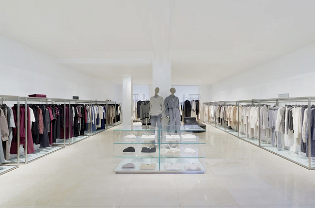 Fashion-дайджест: новогодняя коллекция AUTENTIMENTS, NUME x KALMANOVICH и другие новости фото № 10