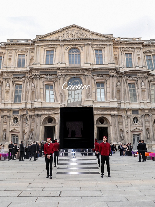 моника беллуччи и другие гости ужина cartier в лувре фото № 12 Моника Беллуччи и другие гости ужина Cartier в Лувре фото № 12