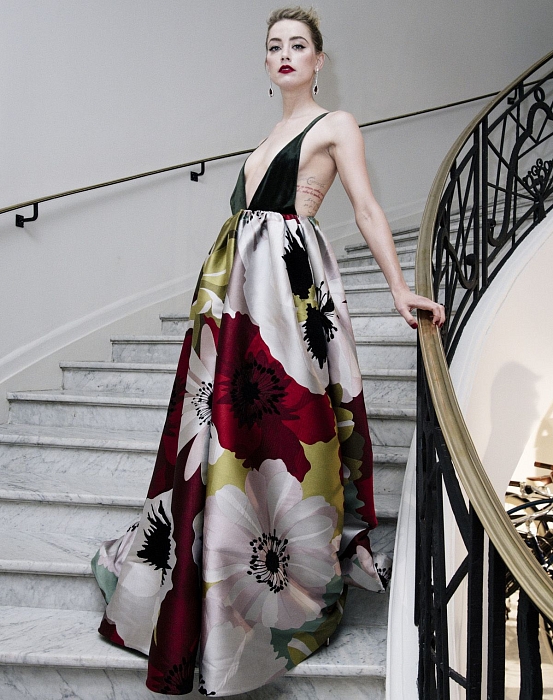 Эмбер Херд в платье Valentino фото № 9
