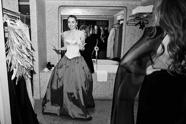 Алена Чехова в звездной примерочной U MAGAZINE фото № 2