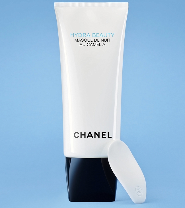 Ночная маска для увлажнения и обогащения кожи кислородом Hydra Beauty Masque De Nuit Au Camélia от Chanel, 5 736 руб. фото № 7