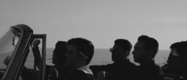 Sweater Weather фото № 9