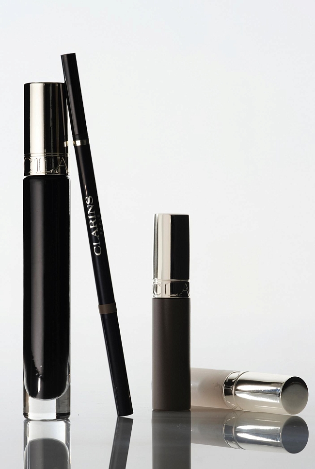 Дайджест красоты: коллаборация d'Alba x Lotte Hotel Moscow, новый оттенок консилера Romanovamakeup и средства для макияжа глаз Clarins фото № 3