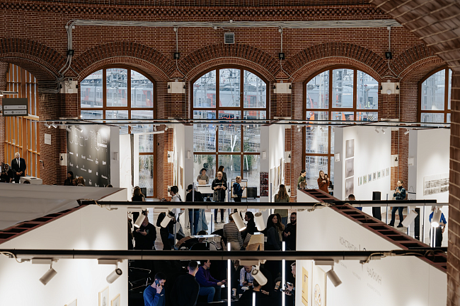 Итоги первой ярмарки графики «Обертон» в «ТОН-ЦЕНТРЕ» фото № 1