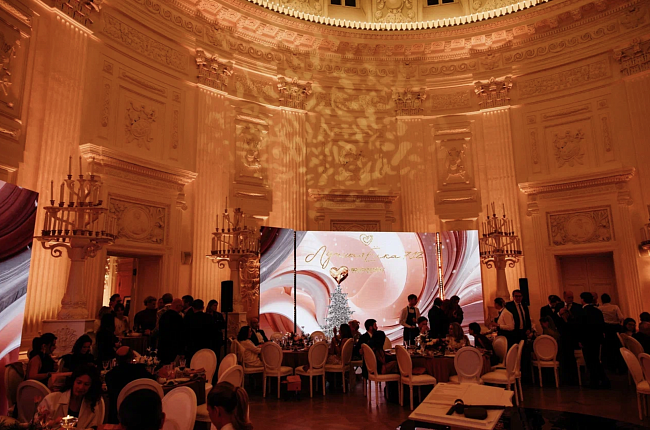 Юлия Визгaлина: «В жизни каждого зрелого человека наступает момент, когда он задумывается о том, что может сделать для других» фото № 2