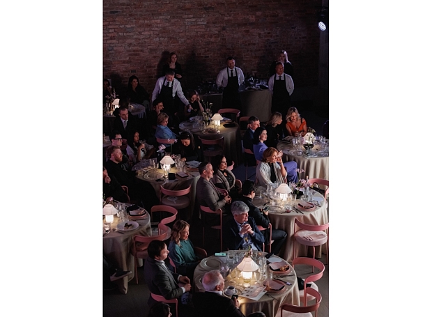 Фонд Cosmoscow представит предаукционную выставку «Архитектура мечты» в «Елисеевском»