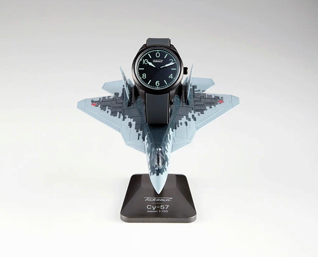 Fashion-дайджест: IUMAN Intimissimi Uomo x bobber, коллекция MaxMara Holiday 2025 и другие новости фото № 2