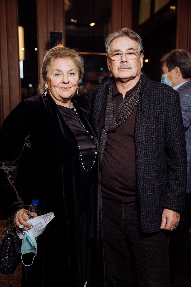 Павел Чухрай с супругой Марией фото № 17