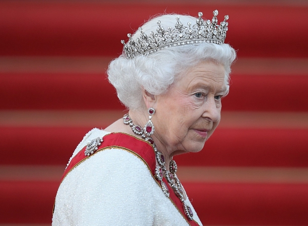 Елизавете II «на годы» запрещено возвращаться к своим государственным обязанностям 