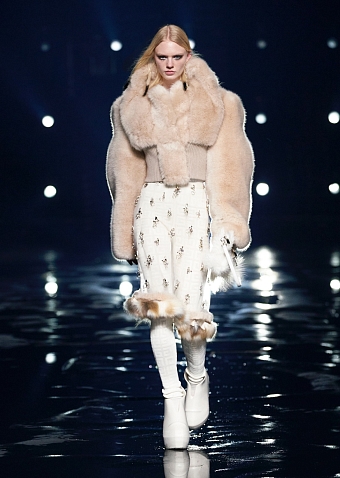Givenchy осень-зима 2021/22 фото № 4
