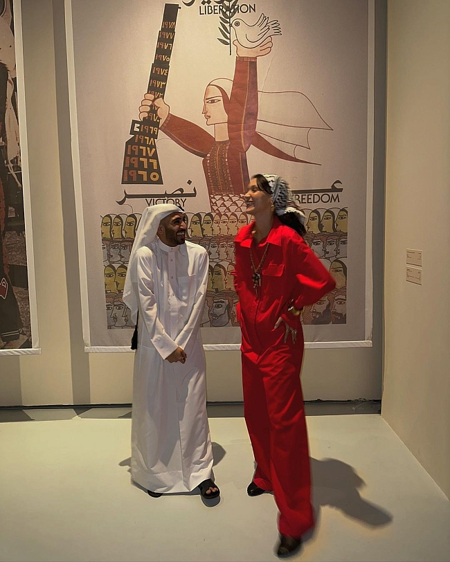 Белла Хадид на выставке Qatar Creates фото № 1