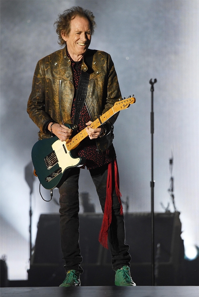 Celine сделали сценические костюмы для гитариста The Rolling Stones Кита Ричардса фото № 1