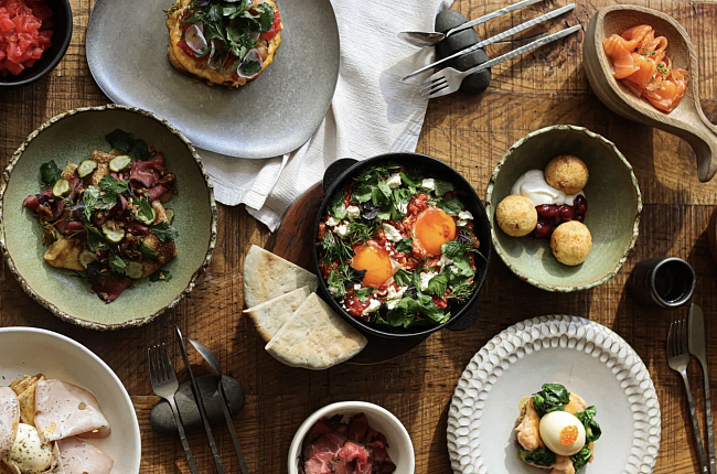 Гастро-неделя: открытие Ramen Room, Selfie х Московский планетарий и новые завтраки в «Айне» фото № 3