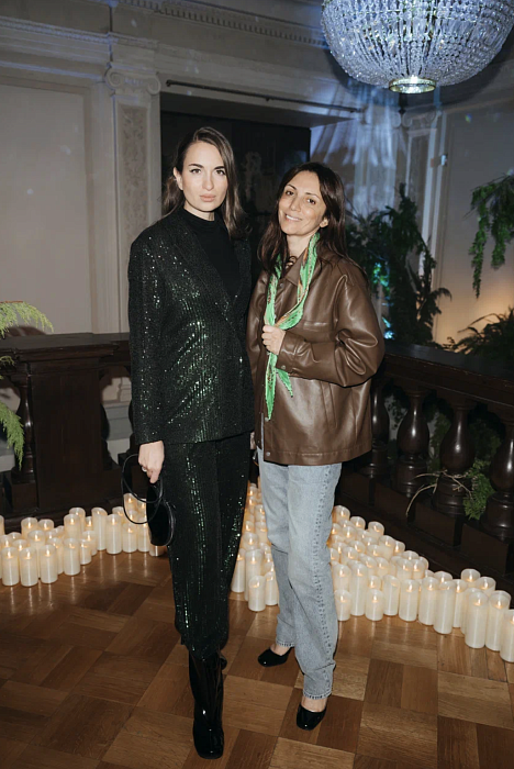 Карина Ошроева и Кристина Левиева фото № 8