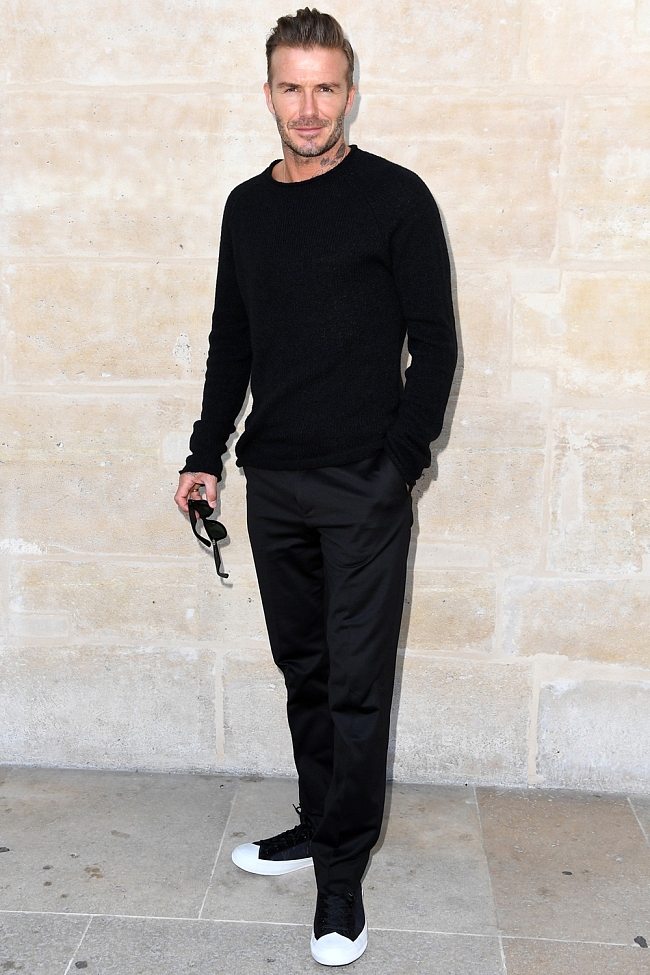 Дэвид Бекхэм на показе Louis Vuitton в Париже, 2016 фото № 12