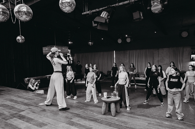 Зарядка с Яной Индигиркой в .оригинал фото № 10