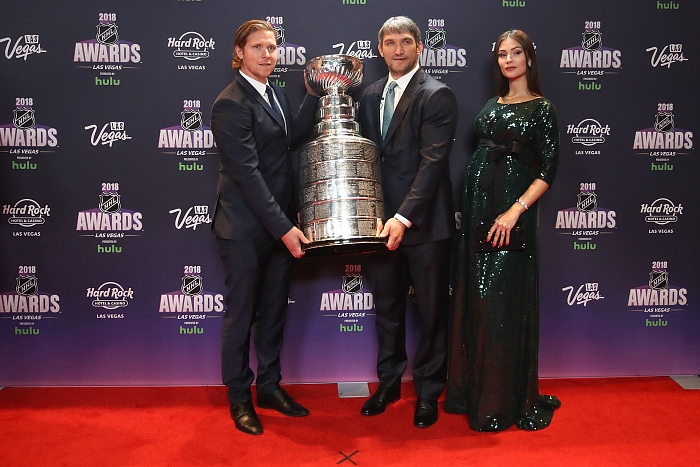 Александр Овечкин и беременная Анастасия Шубская на NHL Awards 2018 фото фото № 2