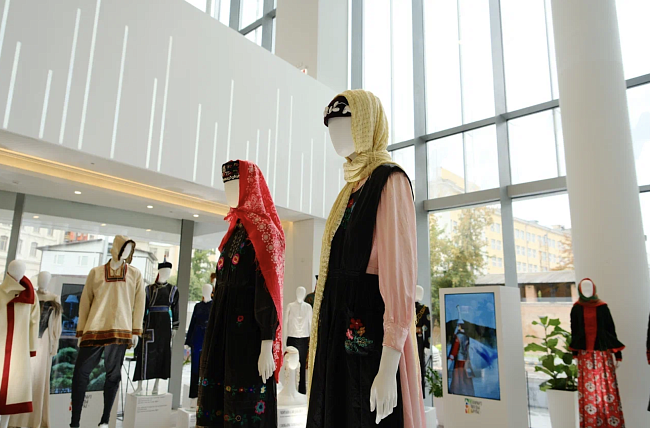 «Родные мотивы» на BRICS+ Fashion Summit: когда локальный код становится языком глобальной моды фото № 9