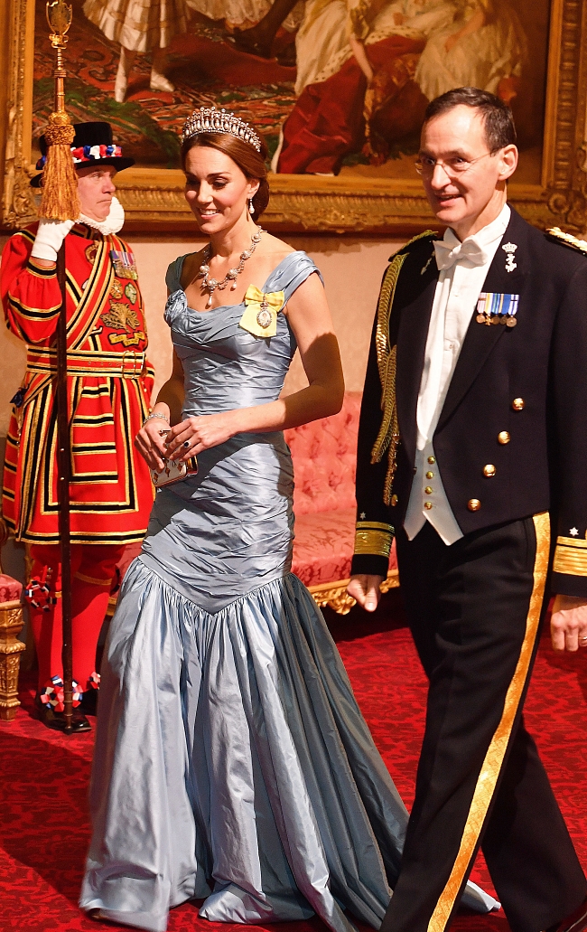 Кейт Миддлтон на приеме в честь короля и королевы Нидерландов фото № 1