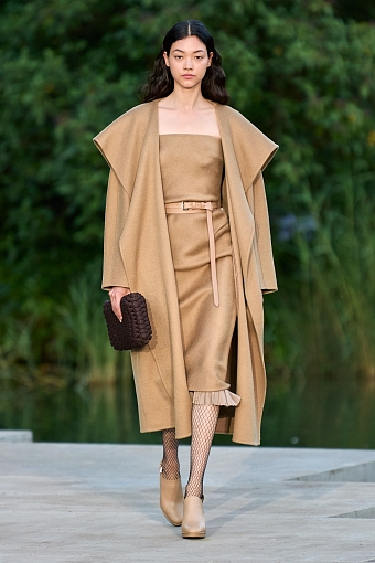 Max Mara Resort 2023 фото № 6