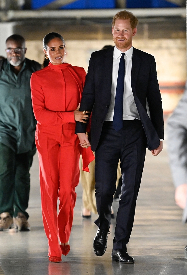 Меган Маркл и принц Гарри в Манчестере, сентябрь 2022 года
