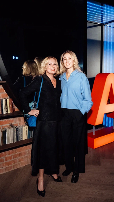 Татьяна Торчилина и Ирина Елизарова фото № 6