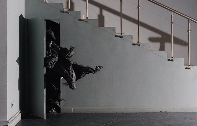 5 причин посетить выставку Дани Пирогова «Свет идет из-под земли» в галерее FUTURO на Винзаводе фото № 1