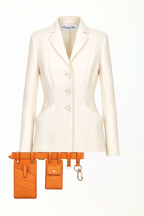 Жакет Christian Dior, цена по запросу, сумка Fendi, 85 900 р. фото № 3