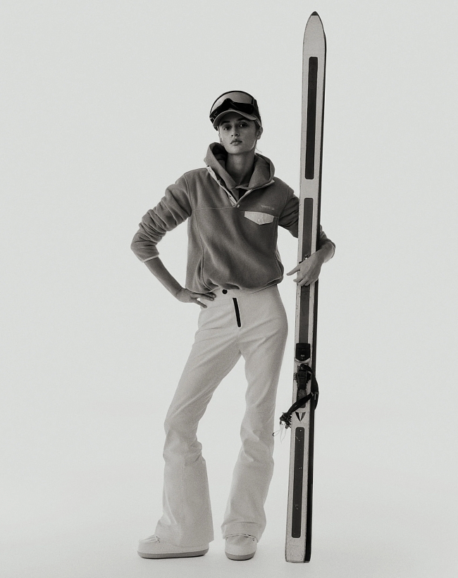 Sporty & Rich фото № 2