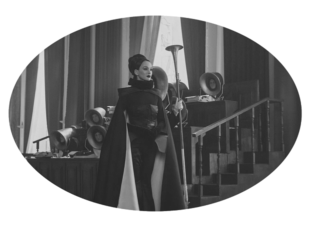 Юлия Пересильд, Надежда Михалкова, Юра Борисов и другие гости премьеры фильма «Алиса в Стране Чудес»