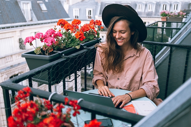 Как создать в квартире парижский балкон: 8 лайфхаков от дизайнера фото № 2
