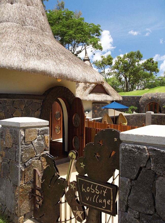 «Хоббитская деревня» в отеле Four Seasons Mauritius at Anahita ﻿ фото № 16
