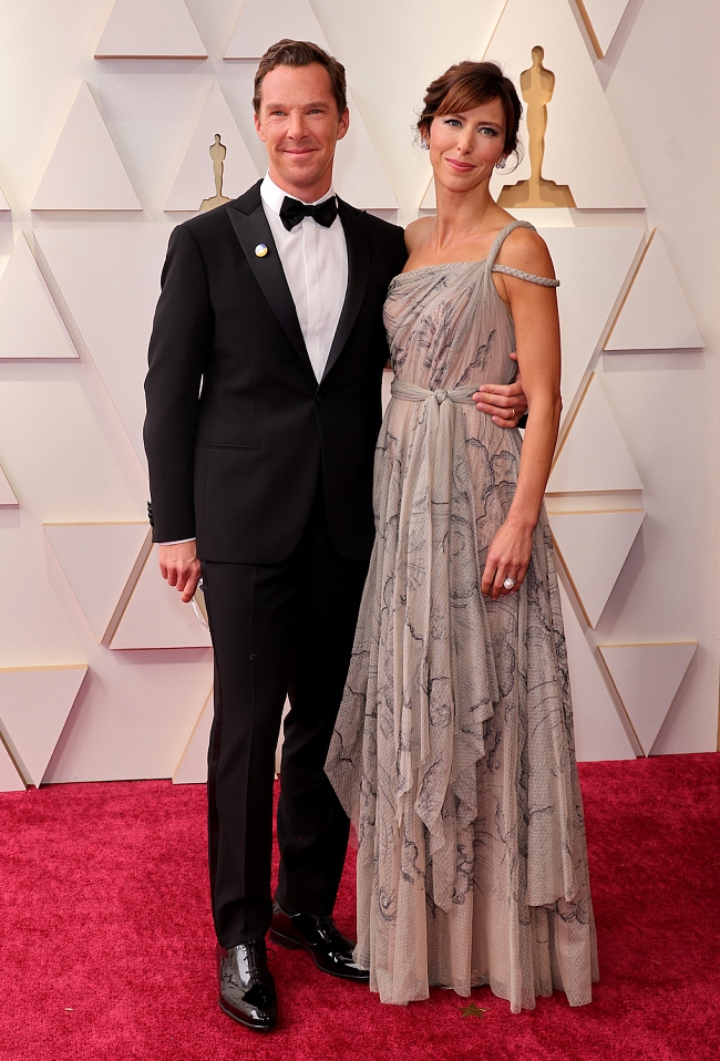 Номинант на «Оскар» Бенедикт Камбербэтч с женой Софи Хантер фото № 2