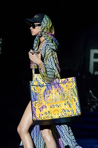 Fendi by Versace фото № 23