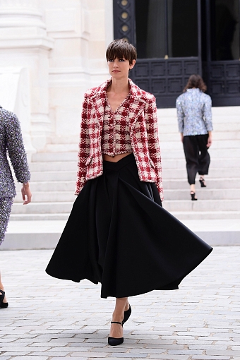 Chanel Haute Couture осень-зима 2021/2022 фото № 13