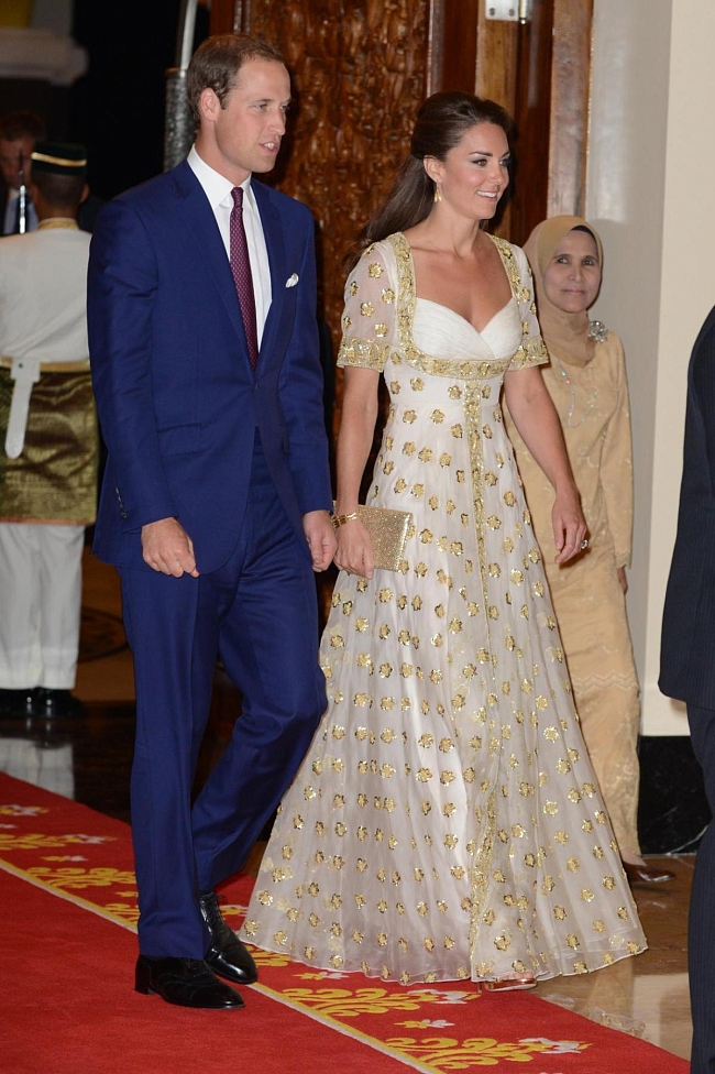 Принц Уильям и Кейт Миддлтон, 2012 год фото № 15