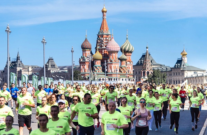 Татьяна Навка, Дмитрий Песков и Джонни Депп на благотворительном марафоне фото № 22