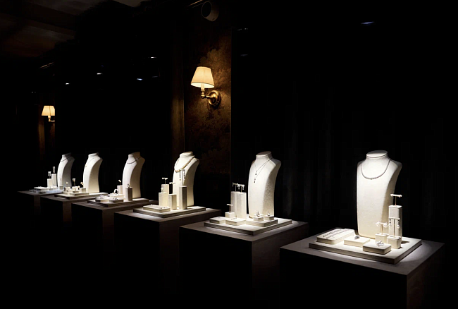 Светлана Ходченкова, Оксана Рим, Александр Арутюнов и другие гости на премьере фильма «ЖЕМЧУГ» фото № 1