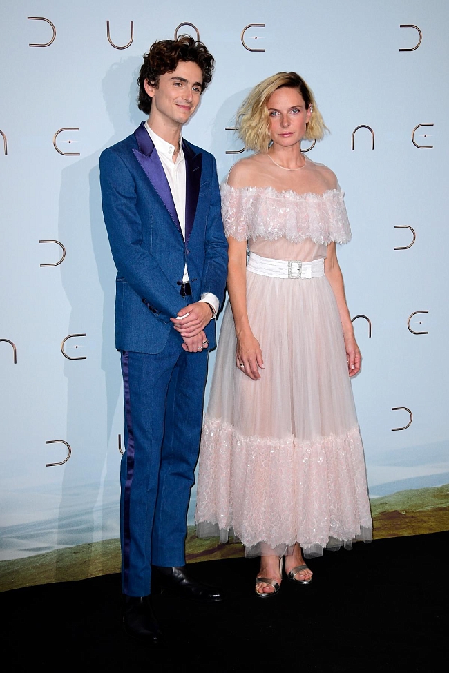 Тимоти Шаламе и Ребекка Фергюсон в Chanel фото № 3