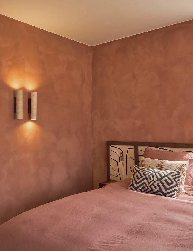 Настенные ковры, бахрома и винтажная мебель: тренды дизайна интерьера фото № 6