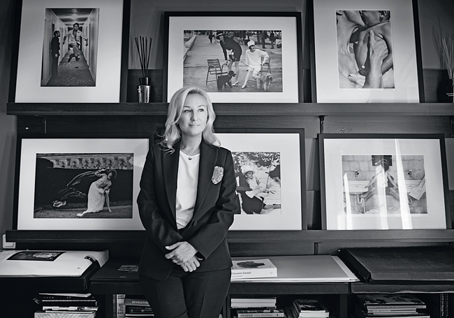 Наталья Григорьева-Литвинская — основатель и куратор «Галереи Люмьер» фото № 1