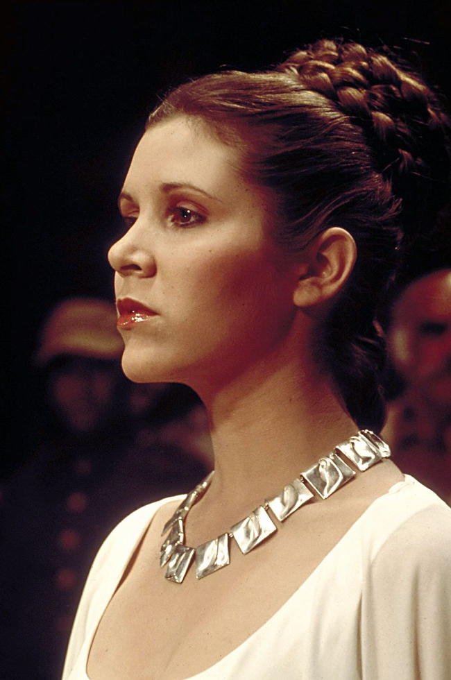 Украшение из фильма: ожерелье принцессы Леи в «Звездных войнах» фото № 2