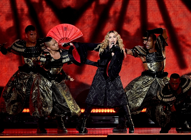 Мадонна отменила уже восьмой концерт из-за болезни