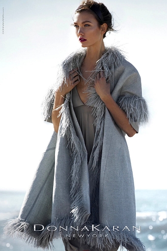 Карли Клосс в рекламной кампании Donna Karan New York весна-лето 2013 фото № 9