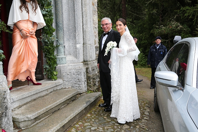 Баварский принц Константин женился на «простой» девушке фото фото № 2