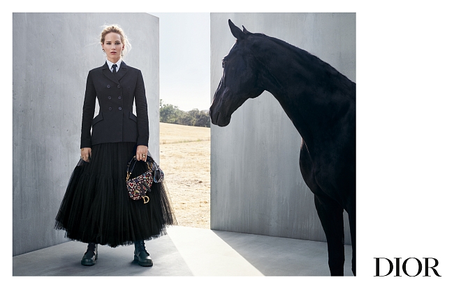 Дженнифер Лоуренс в рекламной кампании Dior Cruise 2019 фото № 2
